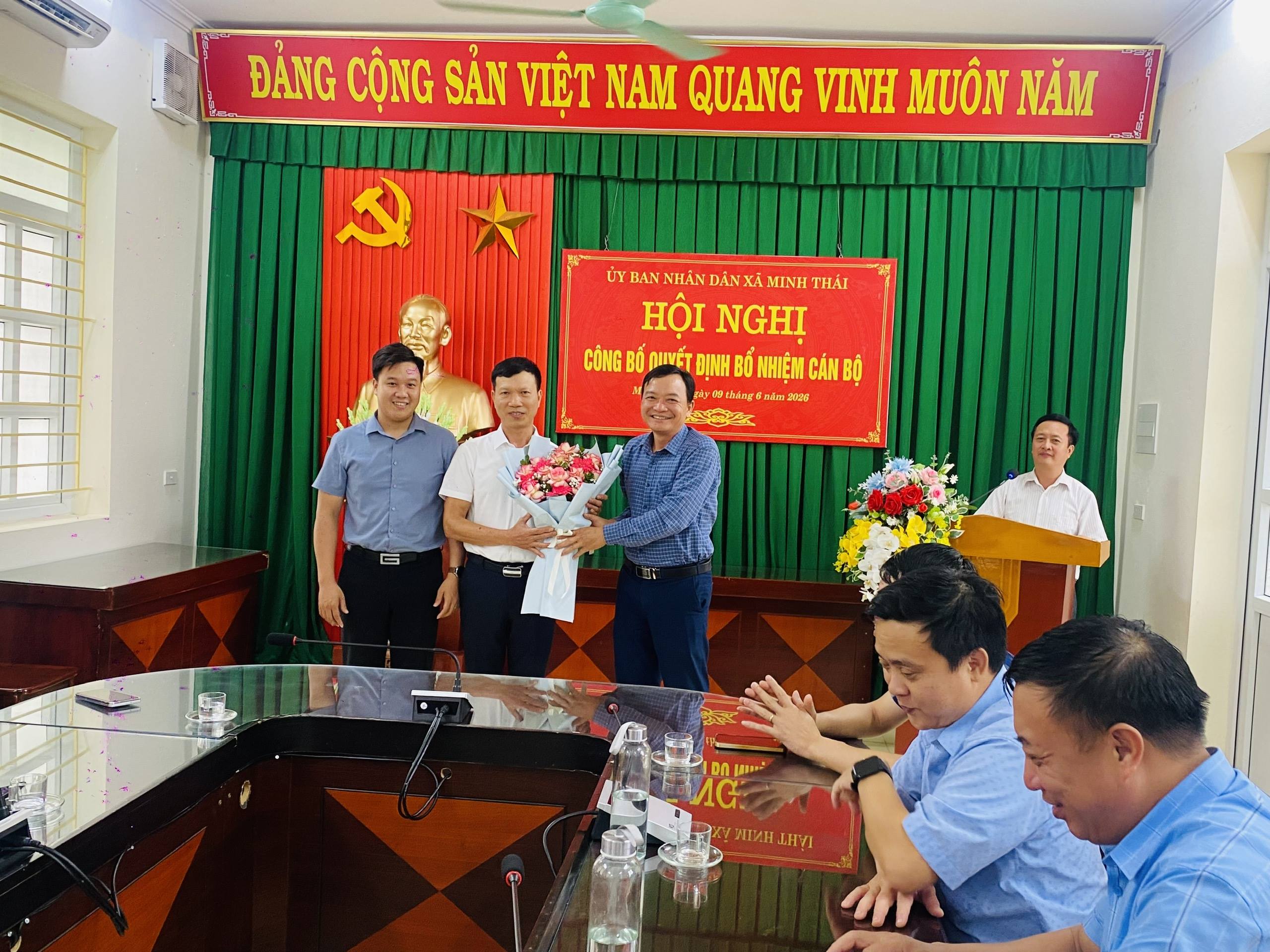 anh tin bai